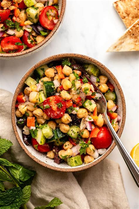 Mediterranean Chickpea Salad Bowl